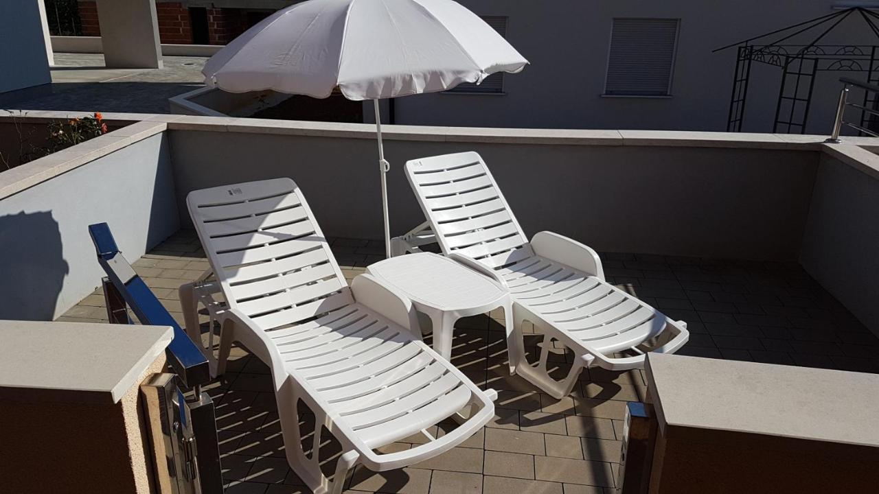 Orange Brist Apartment Pula